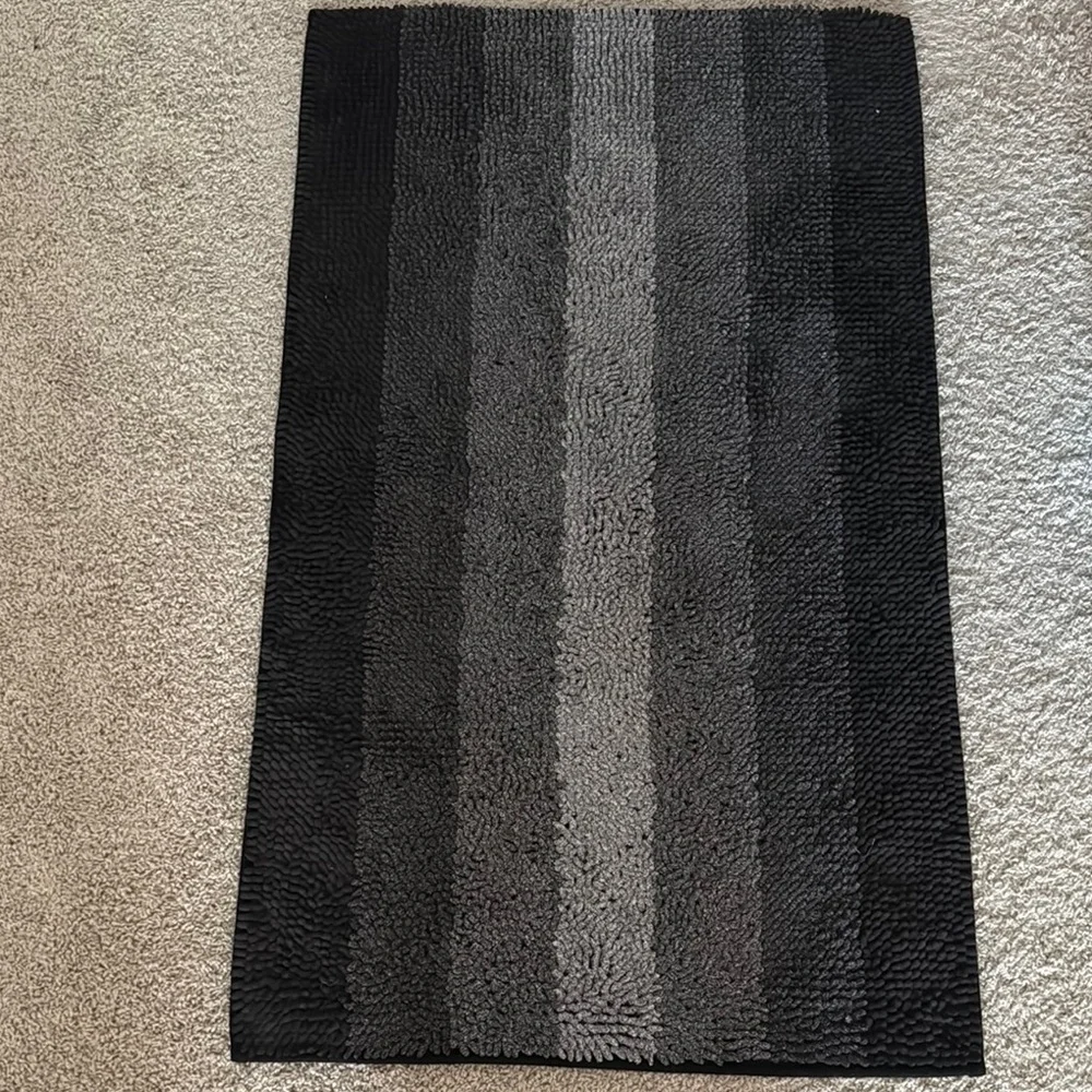 Elegant Black and Gray Striped Rug